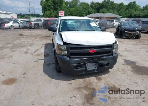 2008 Chevrolet Silverado Work Truck z USA, uszkodzony, nr VIN 1GCEC14CX8Z164130